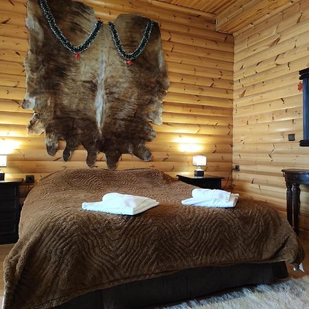 "Nest" The Wooden Suite By Ski Alure Eptálofos Eksteriør billede